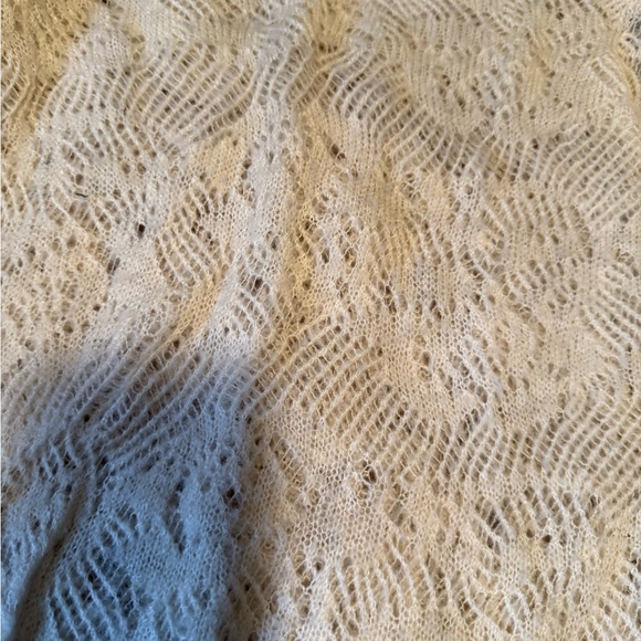 Vintage Abercrombie Cream Lace Sweater - Picture 4 of 9